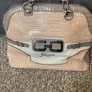Guess purse and wallet set